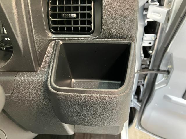 ハイゼットトラックスタンダード　４ＷＤ　５ＭＴ　コーナーセンサー　オートライト衝突被害軽減ブレーキ　コーナーセンサー　パートタイム４ＷＤ　ＡＭ／ＦＭラジオ　マニュアルエアコン　マニュアルレベリング　オートライト（滋賀県）の中古車