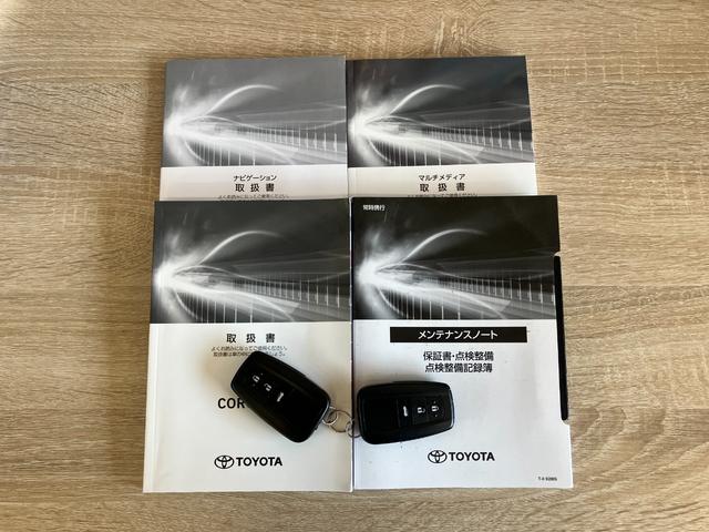 カローラハイブリッド S 純正ナビ バックカメラ ドラレコ クルコントヨタセーフティセンス コーナーセンサー 純正ナビ Bluetooth USB バックカメラ ドラレコ ETC レーダークルーズコントロール LED オートライト オートエアコン ハイブリッド車(滋賀県)の中古車