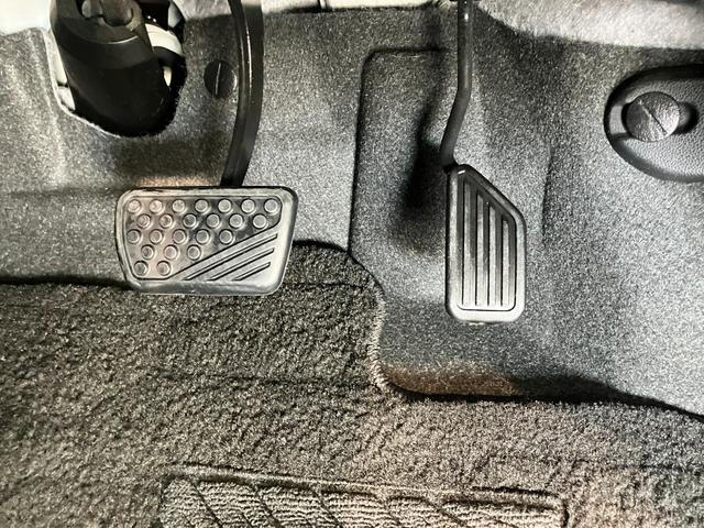 トールカスタムG 4WD 9型ナビ パノラマカメラ 前後ドラレコ衝突被害軽減ブレーキ コーナーセンサー フルセグナビ Bluetooth USB DVD パノラマカメラ ドラレコ 両側電動スライドドア LED レーダークルーズコントロール シートヒーター 4WD(滋賀県)の中古車