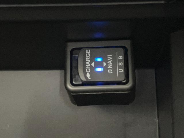 ハイゼットトラックＥＸＴ　４ＷＤ　デフロック　フルセグナビ　ドラレコ　ＬＥＤ衝突被害軽減ブレーキ　コーナーセンサー　フルセグナビ　ＤＶＤ再生　Ｂｌｕｅｔｏｏｔｈ　ＵＳＢ　ドラレコ　ＥＴＣ　ＬＥＤ　オートライト　スマートキー　４枚リーフスプリング　荷台作業灯　４ＷＤ　デフロック（滋賀県）の中古車