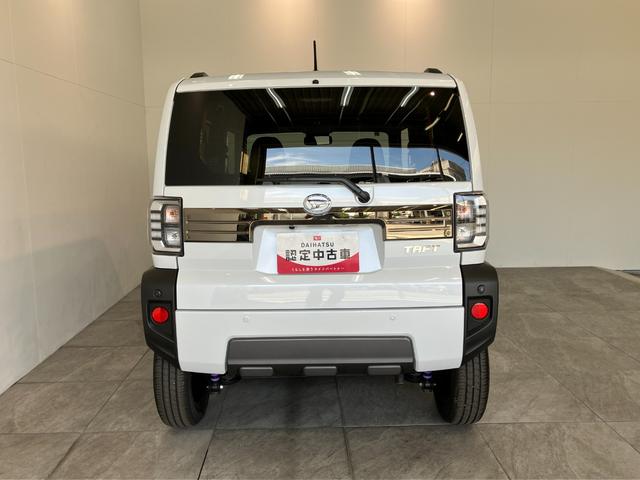 タフトＧターボ　ダーククロムベンチャー　９型Ｄ．Ａ　届出済未使用車衝突被害軽減ブレーキ　コーナーセンサー　ディスプレイオーディオ　フルセグ　Ｂｌｕｅｔｏｏｔｈ　ＵＳＢ　バックカメラ　前席シートヒーター　電動パーキング　ＬＥＤ　オートライト　クルコン　オートエアコン（滋賀県）の中古車