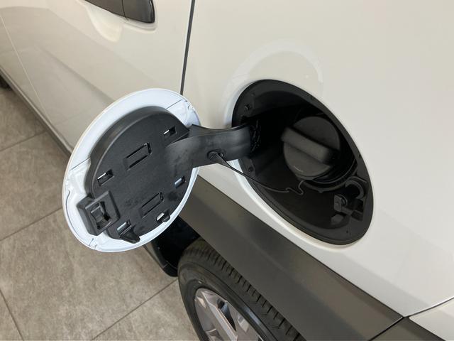 タフトＧターボ　ダーククロムベンチャー　９型Ｄ．Ａ　届出済未使用車衝突被害軽減ブレーキ　コーナーセンサー　ディスプレイオーディオ　フルセグ　Ｂｌｕｅｔｏｏｔｈ　ＵＳＢ　バックカメラ　前席シートヒーター　電動パーキング　ＬＥＤ　オートライト　クルコン　オートエアコン（滋賀県）の中古車