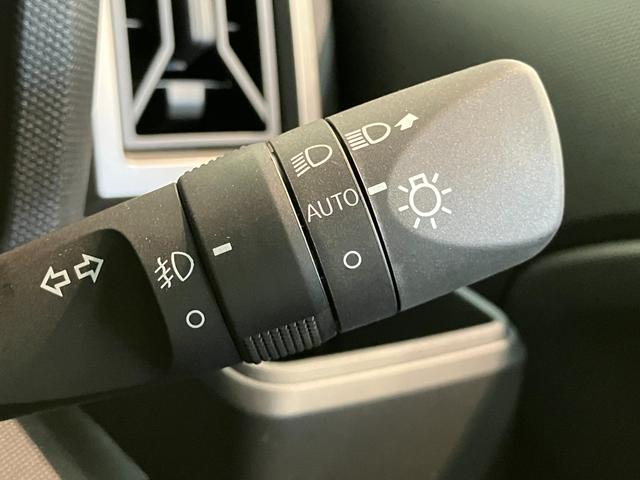 タフトＧターボ　ダーククロムベンチャー　９型Ｄ．Ａ　届出済未使用車衝突被害軽減ブレーキ　コーナーセンサー　ディスプレイオーディオ　フルセグ　Ｂｌｕｅｔｏｏｔｈ　ＵＳＢ　バックカメラ　前席シートヒーター　電動パーキング　ＬＥＤ　オートライト　クルコン　オートエアコン（滋賀県）の中古車