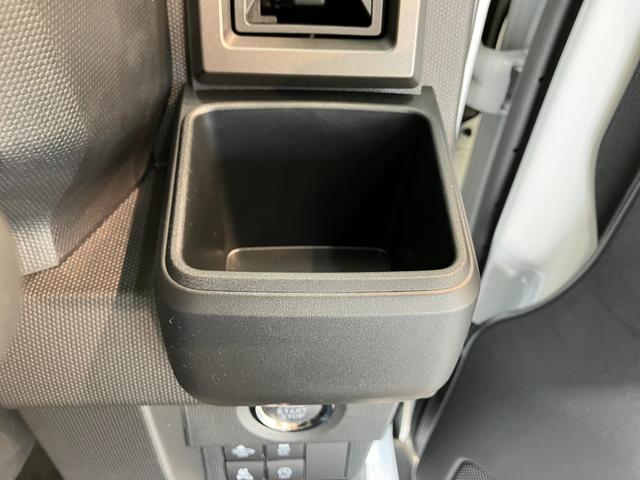 タフトＧターボ　ダーククロムベンチャー　９型Ｄ．Ａ　届出済未使用車衝突被害軽減ブレーキ　コーナーセンサー　ディスプレイオーディオ　フルセグ　Ｂｌｕｅｔｏｏｔｈ　ＵＳＢ　バックカメラ　前席シートヒーター　電動パーキング　ＬＥＤ　オートライト　クルコン　オートエアコン（滋賀県）の中古車