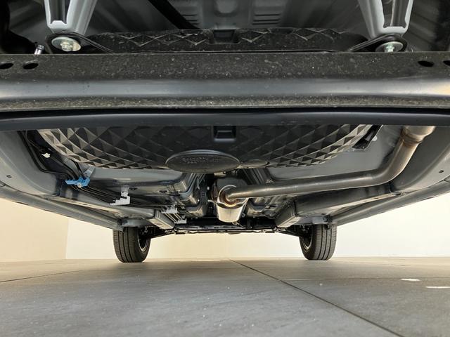 タフトＧターボ　ダーククロムベンチャー　９型Ｄ．Ａ　届出済未使用車衝突被害軽減ブレーキ　コーナーセンサー　ディスプレイオーディオ　フルセグ　Ｂｌｕｅｔｏｏｔｈ　ＵＳＢ　バックカメラ　前席シートヒーター　電動パーキング　ＬＥＤ　オートライト　クルコン　オートエアコン（滋賀県）の中古車