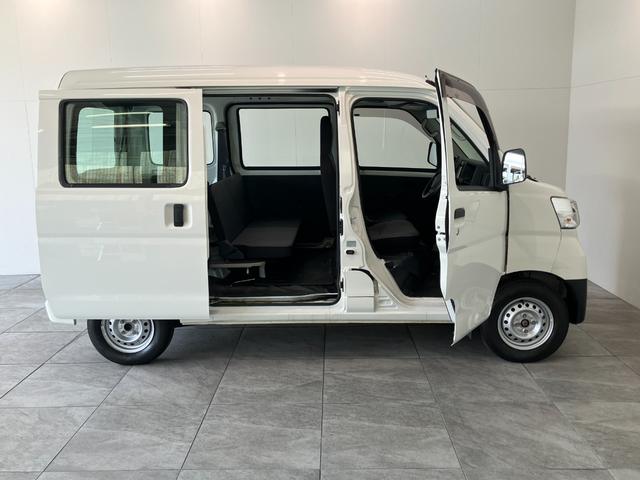 ハイゼットカーゴスペシャルSA3 4WD AT車 フルセグナビ バックカメラ衝突被害軽減ブレーキ スマアシ フルセグナビ DVD再生 Bluetooth USB バックカメラ ドラレコ オートライト マニュアルレベリング 両側スライドドア エコアイドル パートタイム4WD(滋賀県)の中古車
