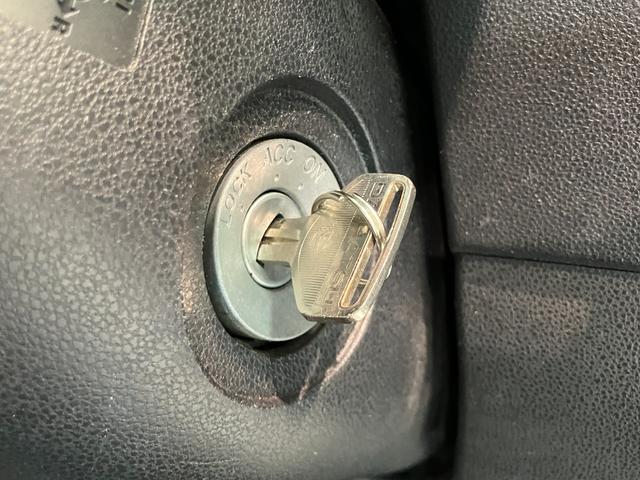 ハイゼットカーゴスペシャルSA3 4WD AT車 フルセグナビ バックカメラ衝突被害軽減ブレーキ スマアシ フルセグナビ DVD再生 Bluetooth USB バックカメラ ドラレコ オートライト マニュアルレベリング 両側スライドドア エコアイドル パートタイム4WD(滋賀県)の中古車
