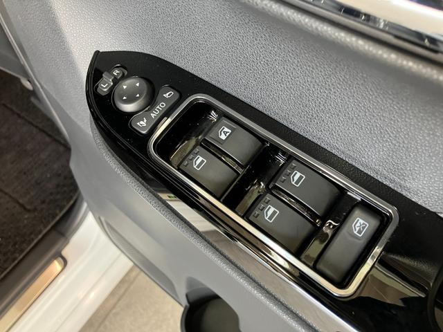 タントカスタムX 9型フルセグナビ パノラマカメラ 前後ドラレコ衝突被害軽減ブレーキ コーナーセンサー 9型フルセグナビ Bluetooth DVD再生 USB パノラマカメラ 前後ドラレコ 両側電動スライドドア 前席シートヒーター LED タイヤ4本新品交換済み(滋賀県)の中古車