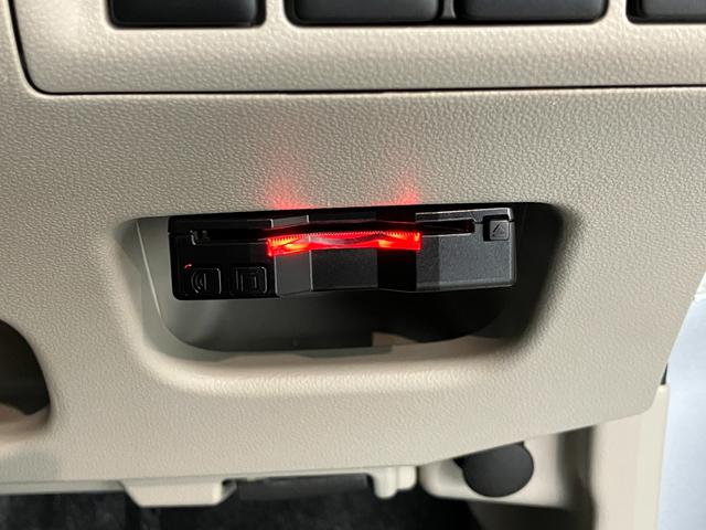 ムーヴＬ　ＳＡ３　４ＷＤ　フルセグナビ　バックカメラ　ＥＴＣ衝突被害軽減ブレーキ　フルセグナビ　ＤＶＤ再生　Ｂｌｕｅｔｏｏｔｈ　バックカメラ　ＥＴＣ　シートヒーター　電動格納式ミラー　マニュアルレベリング　エコアイドル　フルタイム４ＷＤ（滋賀県）の中古車