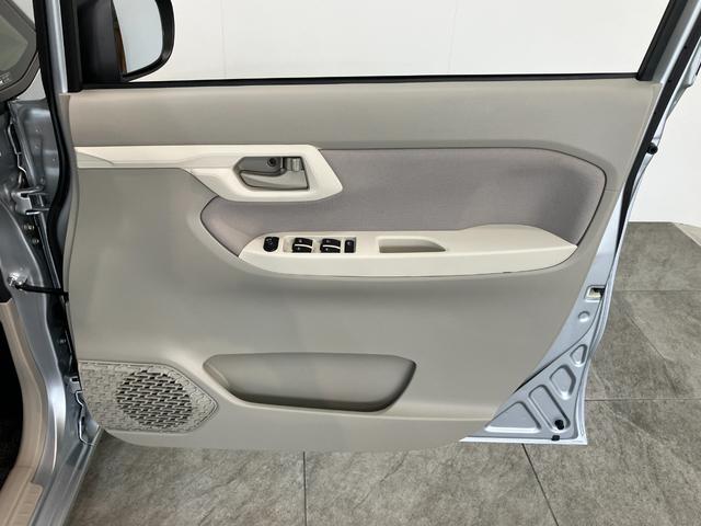 ムーヴＬ　ＳＡ３　４ＷＤ　フルセグナビ　バックカメラ　ＥＴＣ衝突被害軽減ブレーキ　フルセグナビ　ＤＶＤ再生　Ｂｌｕｅｔｏｏｔｈ　バックカメラ　ＥＴＣ　シートヒーター　電動格納式ミラー　マニュアルレベリング　エコアイドル　フルタイム４ＷＤ（滋賀県）の中古車