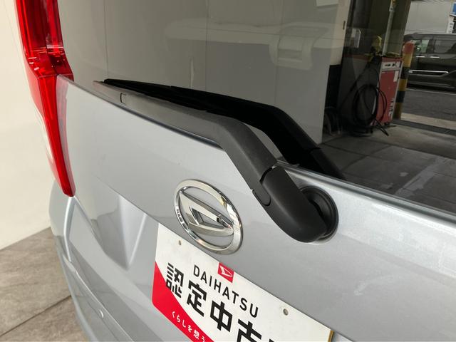 ムーヴＬ　ＳＡ３　４ＷＤ　フルセグナビ　バックカメラ　ＥＴＣ衝突被害軽減ブレーキ　フルセグナビ　ＤＶＤ再生　Ｂｌｕｅｔｏｏｔｈ　バックカメラ　ＥＴＣ　シートヒーター　電動格納式ミラー　マニュアルレベリング　エコアイドル　フルタイム４ＷＤ（滋賀県）の中古車