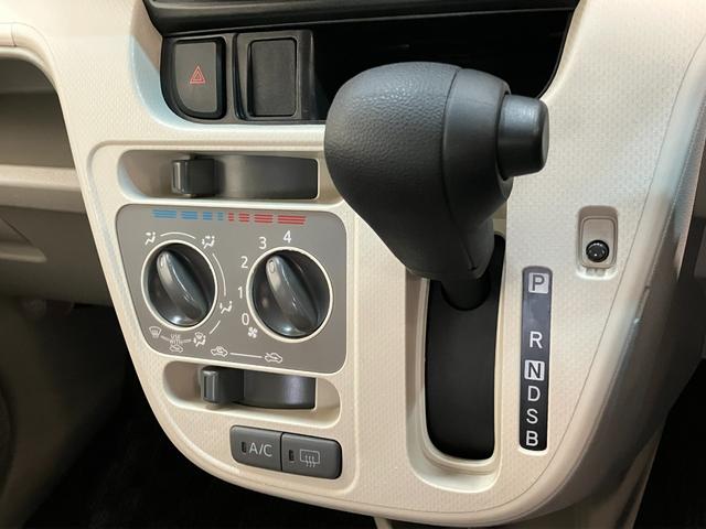 ムーヴＬ　ＳＡ３　４ＷＤ　フルセグナビ　バックカメラ　ＥＴＣ衝突被害軽減ブレーキ　フルセグナビ　ＤＶＤ再生　Ｂｌｕｅｔｏｏｔｈ　バックカメラ　ＥＴＣ　シートヒーター　電動格納式ミラー　マニュアルレベリング　エコアイドル　フルタイム４ＷＤ（滋賀県）の中古車