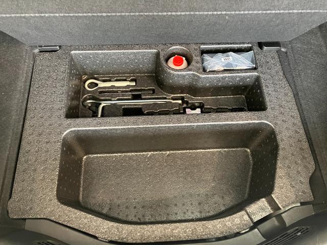 フィット１３Ｇ・Ｌパッケージ　ワンセグナビ　バックカメラ　車検整備付衝突被害軽減ブレーキ　ワンセグナビ　Ｂｌｕｅｔｏｏｔｈ　バックカメラ　ＥＴＣ　ＬＥＤ　オートライト　オートエアコン　電格ミラー　クルーズコントロール　スマートキー　タイヤ４本新品交換済み（滋賀県）の中古車