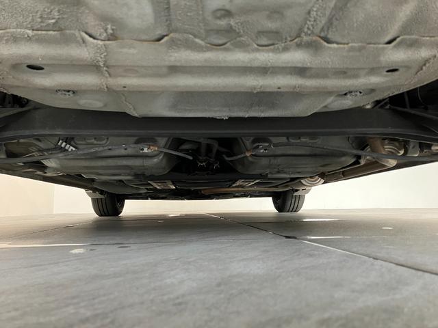 フィット１３Ｇ・Ｌパッケージ　ワンセグナビ　バックカメラ　車検整備付衝突被害軽減ブレーキ　ワンセグナビ　Ｂｌｕｅｔｏｏｔｈ　バックカメラ　ＥＴＣ　ＬＥＤ　オートライト　オートエアコン　電格ミラー　クルーズコントロール　スマートキー　タイヤ４本新品交換済み（滋賀県）の中古車