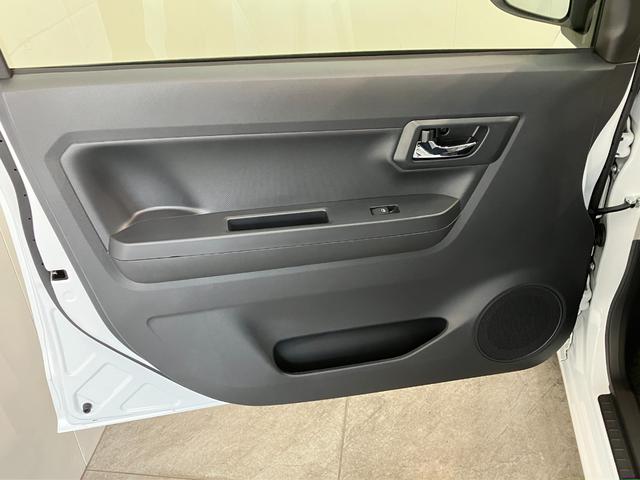 ミライースＧ　ＳＡ３　コーナーセンサー　ＬＥＤ　届出済未使用車衝突被害軽減ブレーキ　スマアシ３　コーナーセンサー　バックカメラ（ナビ装着時用）　電動格納式ミラー　マニュアルレベリング　スマートキー　ＬＥＤヘッドライト　オートライト　シートヒーター　エコアイドル（滋賀県）の中古車
