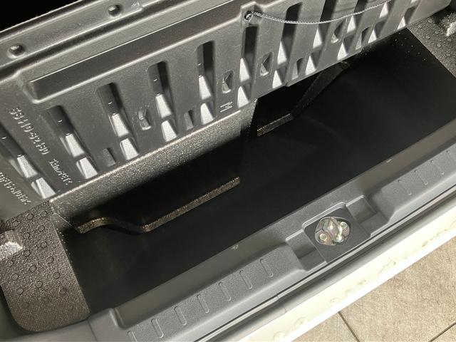 ムーヴL コーナーセンサー LED キーレス オートライト衝突被害軽減ブレーキ コーナーセンサー バックカメラ(ナビ装着時用) 両側スライドドア LEDヘッドライト オートライト マニュアルエアコン キーレスエントリー 電動格納式ミラー エコアイドル(滋賀県)の中古車