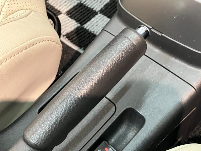 コペン20thアニバーサリーエディション フルセグナビ Bカメラフルセグナビ DVD再生 Bluetooth USB バックカメラ 前後ドラレコ ETC パドルシフト MOMO製ハンドル BBS製アルミホイール シートヒーター LED オートライト スマートキー(滋賀県)の中古車