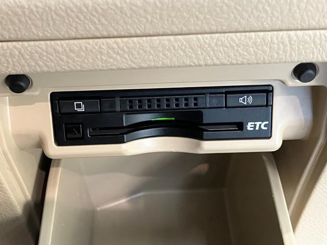 アルファード２４０Ｇ　８型フルセグナビ　両側電動スライドドア　ＨＩＤコーナーセンサー　８型フルセグナビ　ＤＶＤ再生　Ｂｌｕｅｔｏｏｔｈ　ＥＴＣ　クルーズコントロール　ＨＩＤヘッドライト　オートライト　前席＆後席エアコン　両側電動スライドドア　電格ミラー　スマートキー（滋賀県）の中古車