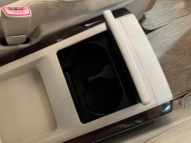 アルファード２４０Ｇ　８型フルセグナビ　両側電動スライドドア　ＨＩＤコーナーセンサー　８型フルセグナビ　ＤＶＤ再生　Ｂｌｕｅｔｏｏｔｈ　ＥＴＣ　クルーズコントロール　ＨＩＤヘッドライト　オートライト　前席＆後席エアコン　両側電動スライドドア　電格ミラー　スマートキー（滋賀県）の中古車