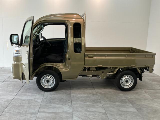ハイゼットトラックジャンボエクストラ 4WD CVT 届出済未使用車衝突被害軽減ブレーキ スマアシ コーナーセンサー LEDヘッドライト オートライト スマートキー パワーウインドウ 電動格納式ミラー 荷台作業灯 パートタイム4WD デフロック 届出済未使用車(滋賀県)の中古車