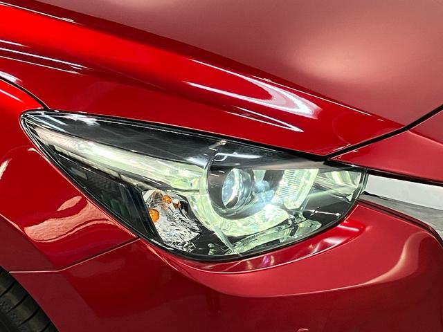 デミオ１５Ｓ　ナビ　パノラマカメラ　ドラレコ　ＬＥＤ　車検整備付コーナーセンサー　ナビ　ＤＶＤ再生　Ｂｌｕｅｔｏｏｔｈ　ＵＳＢ　パノラマカメラ　前後ドラレコ　ＥＴＣ　ＬＥＤ　オートライト　オートエアコン　前席シートヒーター　電格ミラー　社外アルミ　スマートキー（滋賀県）の中古車
