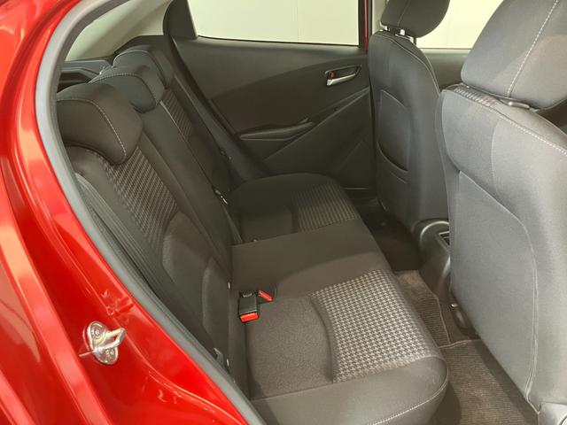 デミオ１５Ｓ　ナビ　パノラマカメラ　ドラレコ　ＬＥＤ　車検整備付コーナーセンサー　ナビ　ＤＶＤ再生　Ｂｌｕｅｔｏｏｔｈ　ＵＳＢ　パノラマカメラ　前後ドラレコ　ＥＴＣ　ＬＥＤ　オートライト　オートエアコン　前席シートヒーター　電格ミラー　社外アルミ　スマートキー（滋賀県）の中古車