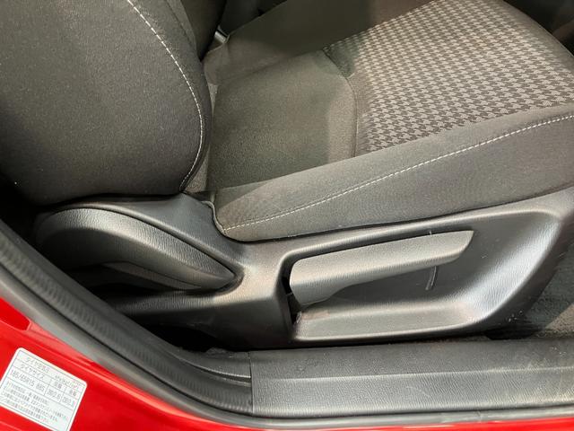 デミオ１５Ｓ　ナビ　パノラマカメラ　ドラレコ　ＬＥＤ　車検整備付コーナーセンサー　ナビ　ＤＶＤ再生　Ｂｌｕｅｔｏｏｔｈ　ＵＳＢ　パノラマカメラ　前後ドラレコ　ＥＴＣ　ＬＥＤ　オートライト　オートエアコン　前席シートヒーター　電格ミラー　社外アルミ　スマートキー（滋賀県）の中古車
