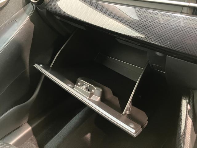デミオ１５Ｓ　ナビ　パノラマカメラ　ドラレコ　ＬＥＤ　車検整備付コーナーセンサー　ナビ　ＤＶＤ再生　Ｂｌｕｅｔｏｏｔｈ　ＵＳＢ　パノラマカメラ　前後ドラレコ　ＥＴＣ　ＬＥＤ　オートライト　オートエアコン　前席シートヒーター　電格ミラー　社外アルミ　スマートキー（滋賀県）の中古車