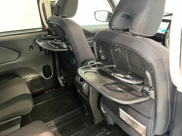 セレナハイウェイスターＶセレクション　９型ナビ　プロパイロット衝突被害軽減ブレーキ　フルセグナビ　ＤＶＤ・ブルーレイ再生　Ｂｌｕｅｔｏｏｔｈ　ＵＳＢ　パノラマカメラ　ドラレコ　ＥＴＣ　フリップダウンモニター　駐車支援システム　プロパイロット　両側電動スライドドア（滋賀県）の中古車