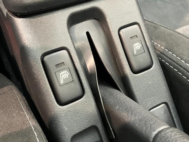 コペンGRスポーツ フルセグナビ バックカメラ HKSマフラーGR専用サスペンション フルセグナビ DVD Bluetooth USB ETC MOMOハンドル レカロシート BBSアルミ シートヒーター LED HKSマフラー タイヤ4本新品交換済(滋賀県)の中古車