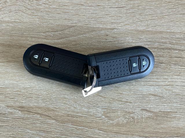 ミラトコットＧリミテッドＳＡ３　フルセグナビ　パノラマカメラ　ＥＴＣ衝突被害軽減ブレーキ　コーナーセンサー　フルセグナビ　ＤＶＤ　Ｂｌｕｅｔｏｏｔｈ　ＵＳＢ　パノラマカメラ　ＥＴＣ　シートヒーター　ＬＥＤ　オートエアコン　スマートキー　タイヤ４本新品交換済み（滋賀県）の中古車