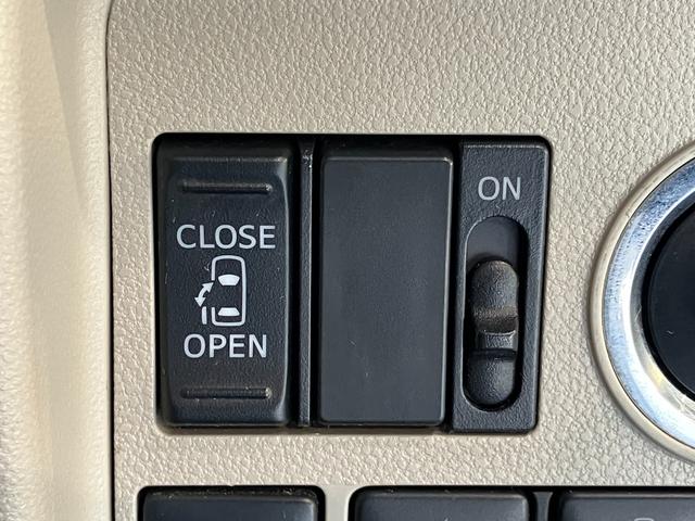 タントX SA3 CDステレオ 左側電動スライドドア スマートキー衝突被害軽減ブレーキ CDステレオ USB ETC 左側電動スライドドア オートエアコン オートライト 電動格納式ミラー シートヒーター マニュアルレベリング スマートキー エコアイドル(滋賀県)の中古車