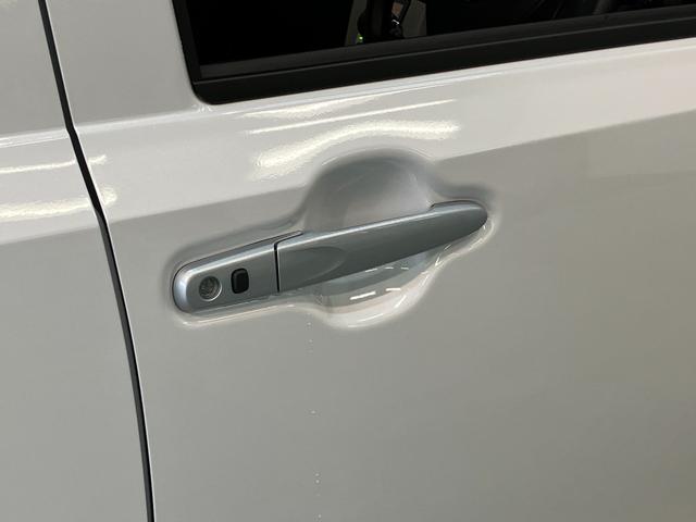 ミライースＧ　ＳＡ３　スマートキー　ＬＥＤ　届出済未使用車衝突被害軽減ブレーキ　スマアシ３　コーナーセンサー　バックカメラ（ナビ装着時用）　電動格納式ミラー　マニュアルレベリング　スマートキー　ＬＥＤヘッドライト　オートライト　シートヒーター　エコアイドル（滋賀県）の中古車