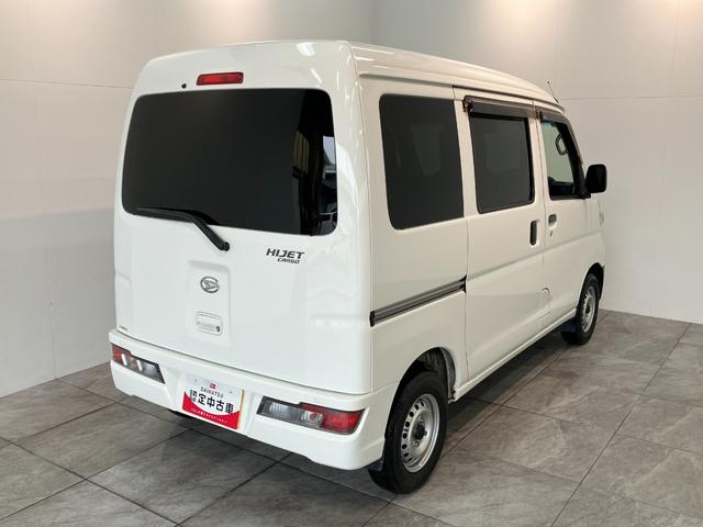 ハイゼットカーゴDX SA3 フルセグナビ キーレス AT車 前席P/W衝突被害軽減ブレーキ スマアシ キーレス 前席パワーウインドウ フルセグナビ DVD再生 Bluetooth LED オートライト マニュアルレベリング エコアイドル タイヤ4本新品交換済み(滋賀県)の中古車