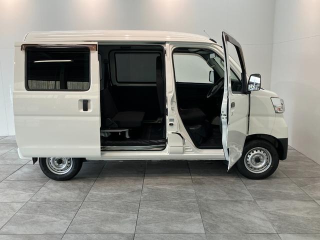 ハイゼットカーゴDX SA3 フルセグナビ キーレス AT車 前席P/W衝突被害軽減ブレーキ スマアシ キーレス 前席パワーウインドウ フルセグナビ DVD再生 Bluetooth LED オートライト マニュアルレベリング エコアイドル タイヤ4本新品交換済み(滋賀県)の中古車