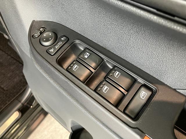 タントファンクロスターボ 10型フルセグナビ パノラマ 車検整備付衝突被害軽減ブレーキ コーナーセンサー 10型フルセグナビ Bluetooth DVD再生 USB パノラマカメラ 前後ドラレコ 両側電動スライドドア 前席シートヒーター LED レーダークルーズ(滋賀県)の中古車