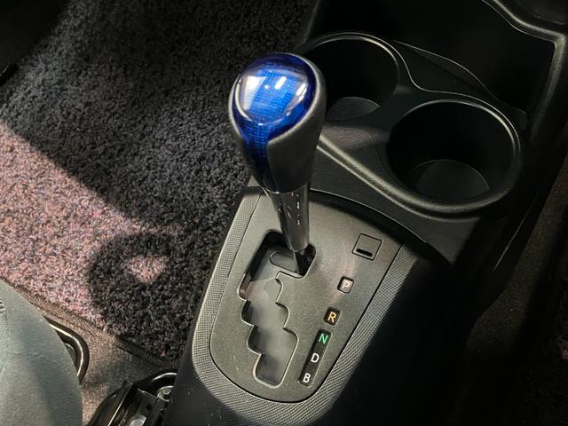 アクアSスタイルブラック フルセグナビ バックカメラ スマートキートヨタセーフティセンス フルセグナビ DVD再生 Bluetooth USB バックカメラ ETC オートエアコン オートライト 社外アルミ 電動格納式ミラー スマートキー ハイブリッド車(滋賀県)の中古車