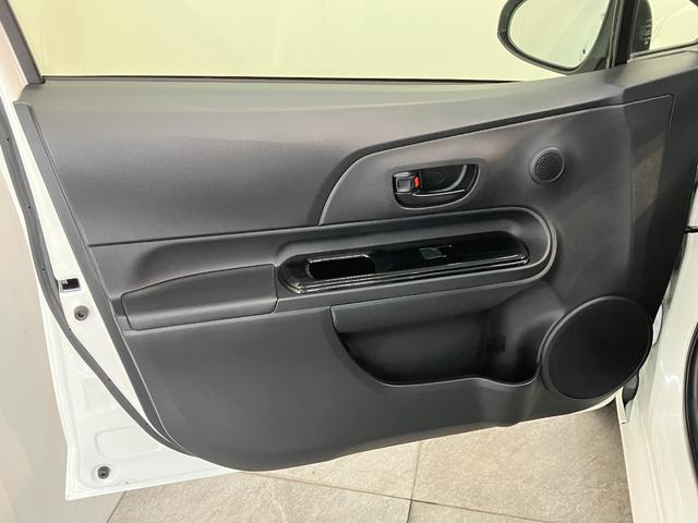 アクアSスタイルブラック フルセグナビ バックカメラ スマートキートヨタセーフティセンス フルセグナビ DVD再生 Bluetooth USB バックカメラ ETC オートエアコン オートライト 社外アルミ 電動格納式ミラー スマートキー ハイブリッド車(滋賀県)の中古車