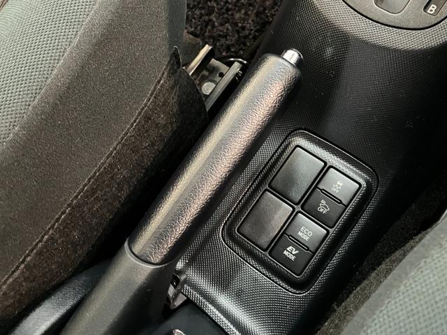 アクアSスタイルブラック フルセグナビ バックカメラ スマートキートヨタセーフティセンス フルセグナビ DVD再生 Bluetooth USB バックカメラ ETC オートエアコン オートライト 社外アルミ 電動格納式ミラー スマートキー ハイブリッド車(滋賀県)の中古車