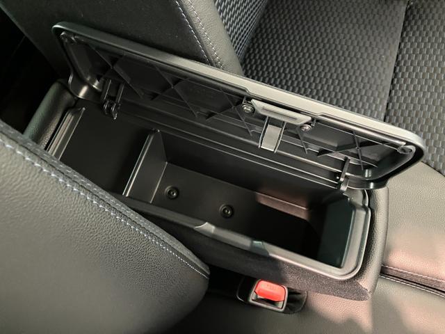 タントカスタムＸリミテッド　レーダークルコン　届出済未使用車衝突被害軽減ブレーキ　コーナーセンサー　バックカメラ（ナビ装着時用）　両側電動スライドドア　前席シートヒーター　電動パーキングブレーキ　ＬＥＤ　オートライト　オートエアコン　クルコン　スマートキー（滋賀県）の中古車