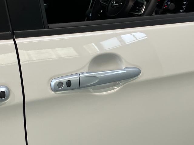 トールカスタムＧ　９型ディスプレイオーディオ　バックカメラ衝突被害軽減ブレーキ　コーナーセンサー　９型ディスプレイオーディオ　フルセグ　Ｂｌｕｅｔｏｏｔｈ　ＵＳＢ　バックカメラ　両側電動スライドドア　ＬＥＤ　レーダークルーズ　スマートキー　エコアイドル（滋賀県）の中古車