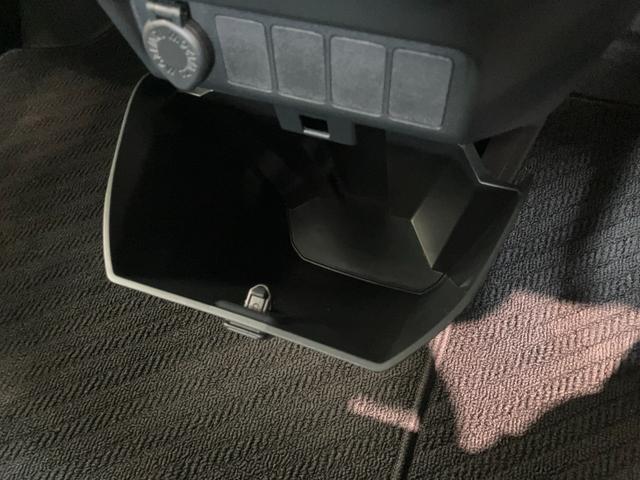トールカスタムＧ　９型ディスプレイオーディオ　バックカメラ衝突被害軽減ブレーキ　コーナーセンサー　９型ディスプレイオーディオ　フルセグ　Ｂｌｕｅｔｏｏｔｈ　ＵＳＢ　バックカメラ　両側電動スライドドア　ＬＥＤ　レーダークルーズ　スマートキー　エコアイドル（滋賀県）の中古車