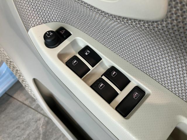 ムーヴＬ　ＳＡ　ＣＤステレオ　キーレス　電格ミラー　車検整備付衝突被害軽減ブレーキ　ＣＤステレオ　ＵＳＢ　マニュアルエアコン　マニュアルレベリング　キーレスエントリー　電動格納式ミラー　エコアイドル　タイヤ４本新品交換済み（滋賀県）の中古車