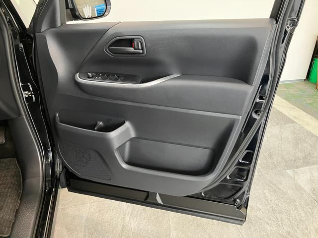 ノアG フルセグナビ バックカメラ 両側パワスラ レーダクルーズトヨタセーフティセンス コーナーセンサー フルセグナビ Bluetooth バックカメラ ETC 両側電動スライドドア 左スライドドアオートステップ LED ダブルエアコン クルコン スマートキー(滋賀県)の中古車