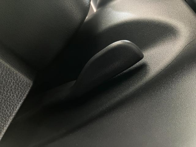 ノアG フルセグナビ バックカメラ 両側パワスラ レーダクルーズトヨタセーフティセンス コーナーセンサー フルセグナビ Bluetooth バックカメラ ETC 両側電動スライドドア 左スライドドアオートステップ LED ダブルエアコン クルコン スマートキー(滋賀県)の中古車