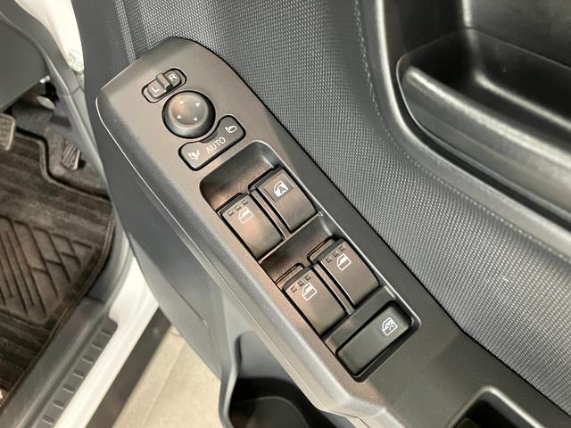 タフトX フルセグナビ パノラマカメラ スマートキー 車検整備付衝突被害軽減ブレーキ コーナーセンサー フルセグナビ DVD再生 Bluetooth USB パノラマカメラ 電動パーキング LED オートライト オートエアコン 電動格納式ミラー エコアイドル(滋賀県)の中古車