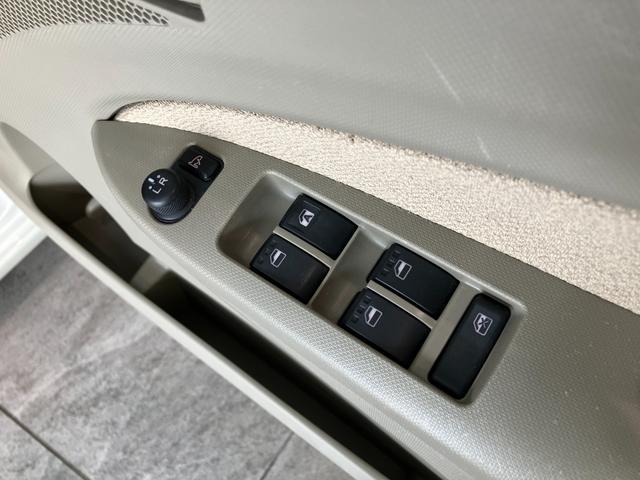 ムーヴＬ　ＳＡ　フルセグナビ　ＥＴＣ　キーレス　車検整備付衝突被害軽減ブレーキ　フルセグナビ　ＤＶＤ再生　Ｂｌｕｅｔｏｏｔｈ　ＵＳＢ　ＥＴＣ　キーレスエントリー　マニュアルレベリング　電動格納式ミラー　エコアイドル（滋賀県）の中古車