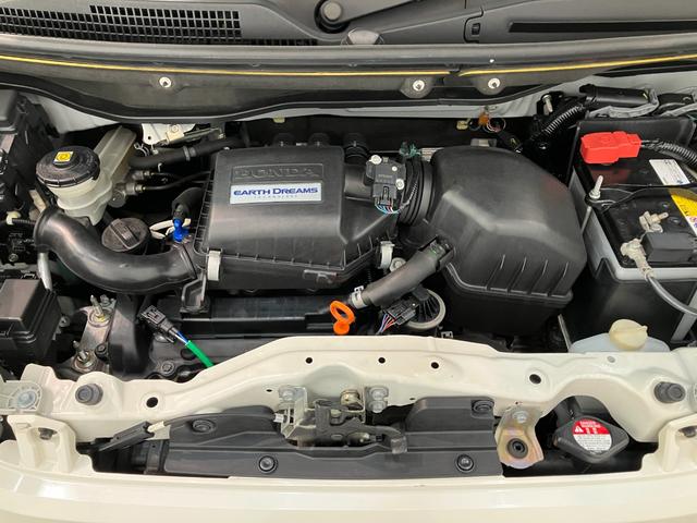 Ｎ−ＢＯＸＧ　ＳＳパッケージ　フルセグナビ　バックカメラ　車検整備付衝突被害軽減ブレーキ　フルセグナビ　ＤＶＤ再生　Ｂｌｕｅｔｏｏｔｈ　ＵＳＢ　バックカメラ　ＥＴＣ　両側電動スライドドア　ＨＩＤ　オートライト　オートエアコン　前席シートヒーター　スマートキー（滋賀県）の中古車