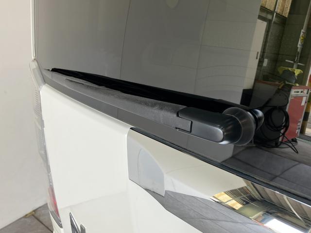 Ｎ−ＢＯＸＧ　ＳＳパッケージ　フルセグナビ　バックカメラ　車検整備付衝突被害軽減ブレーキ　フルセグナビ　ＤＶＤ再生　Ｂｌｕｅｔｏｏｔｈ　ＵＳＢ　バックカメラ　ＥＴＣ　両側電動スライドドア　ＨＩＤ　オートライト　オートエアコン　前席シートヒーター　スマートキー（滋賀県）の中古車