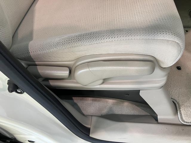 Ｎ−ＢＯＸＧ　ＳＳパッケージ　フルセグナビ　バックカメラ　車検整備付衝突被害軽減ブレーキ　フルセグナビ　ＤＶＤ再生　Ｂｌｕｅｔｏｏｔｈ　ＵＳＢ　バックカメラ　ＥＴＣ　両側電動スライドドア　ＨＩＤ　オートライト　オートエアコン　前席シートヒーター　スマートキー（滋賀県）の中古車